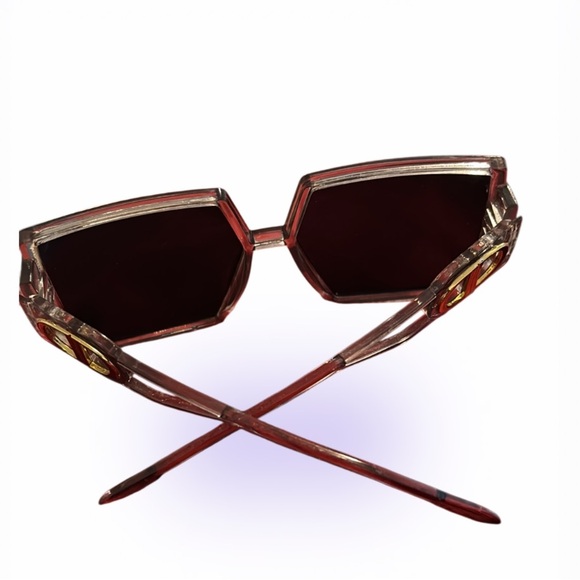 Stylish Square Sunglasses - Picture 10 of 10